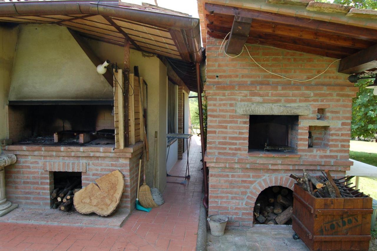 Agriturismo Il Selvino Terricciola Kültér fotó