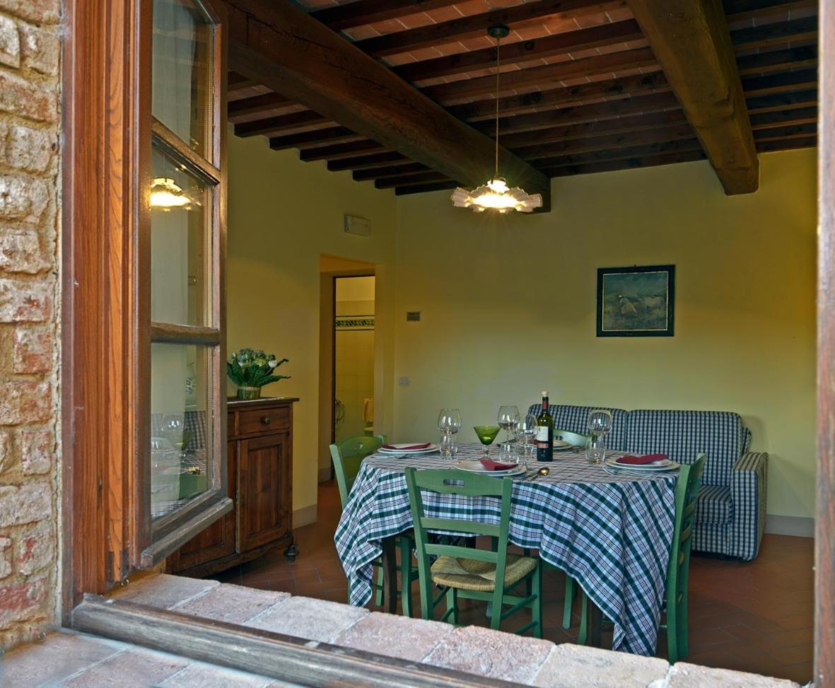 Agriturismo Il Selvino Terricciola Szoba fotó